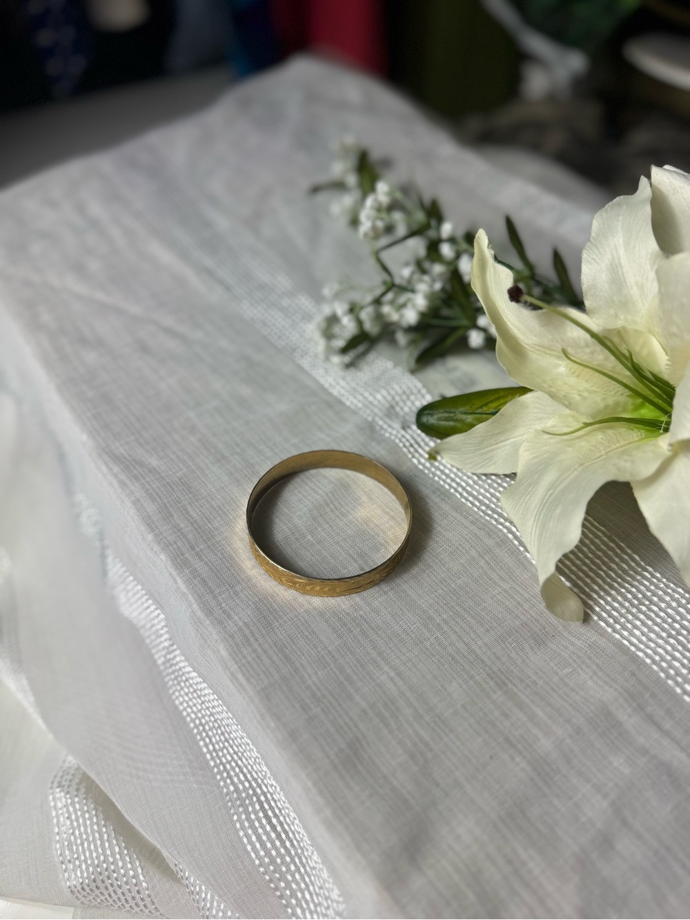 Vintage Mexico gold plate floral etched Engraved Bangle Bracelet - Women Jewelry - Picture 8 of 11